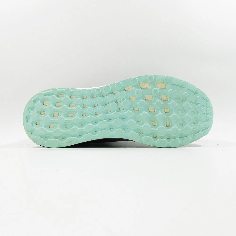 ADIDAS Made In Vaitnam Laceless Adidas Shoes