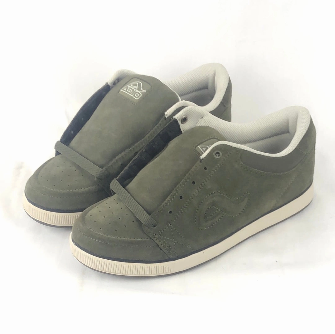 Adio Stanley Green/Creme US Mens Size 9.5 Hello Kitty Boots