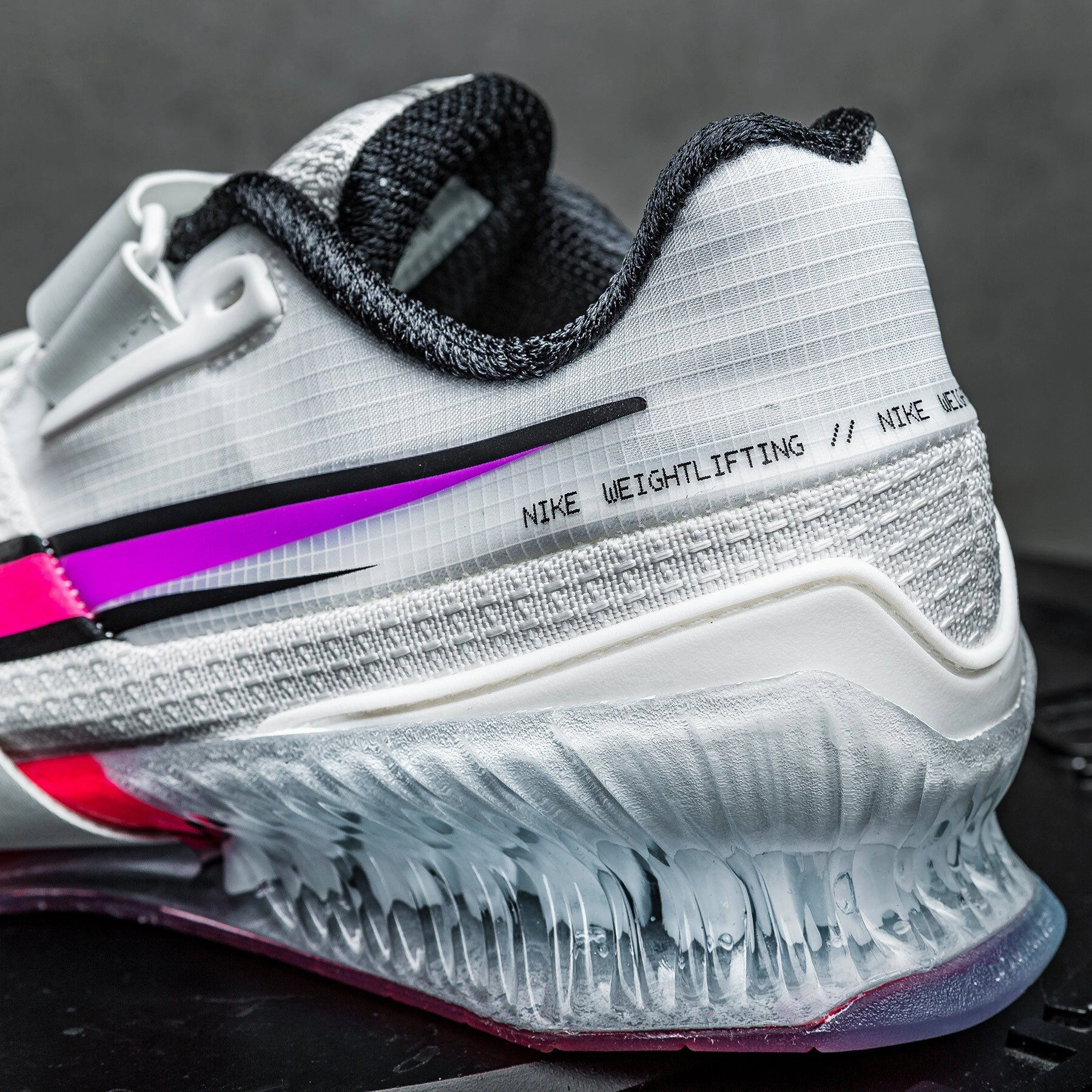 NIKE - ROMALEOS 4 SE Women's Training Shoe - PALE IVORY/HYPER VIOLET-FLASH CRIMSON Asics Japan S Pf Sportstyle Shoes