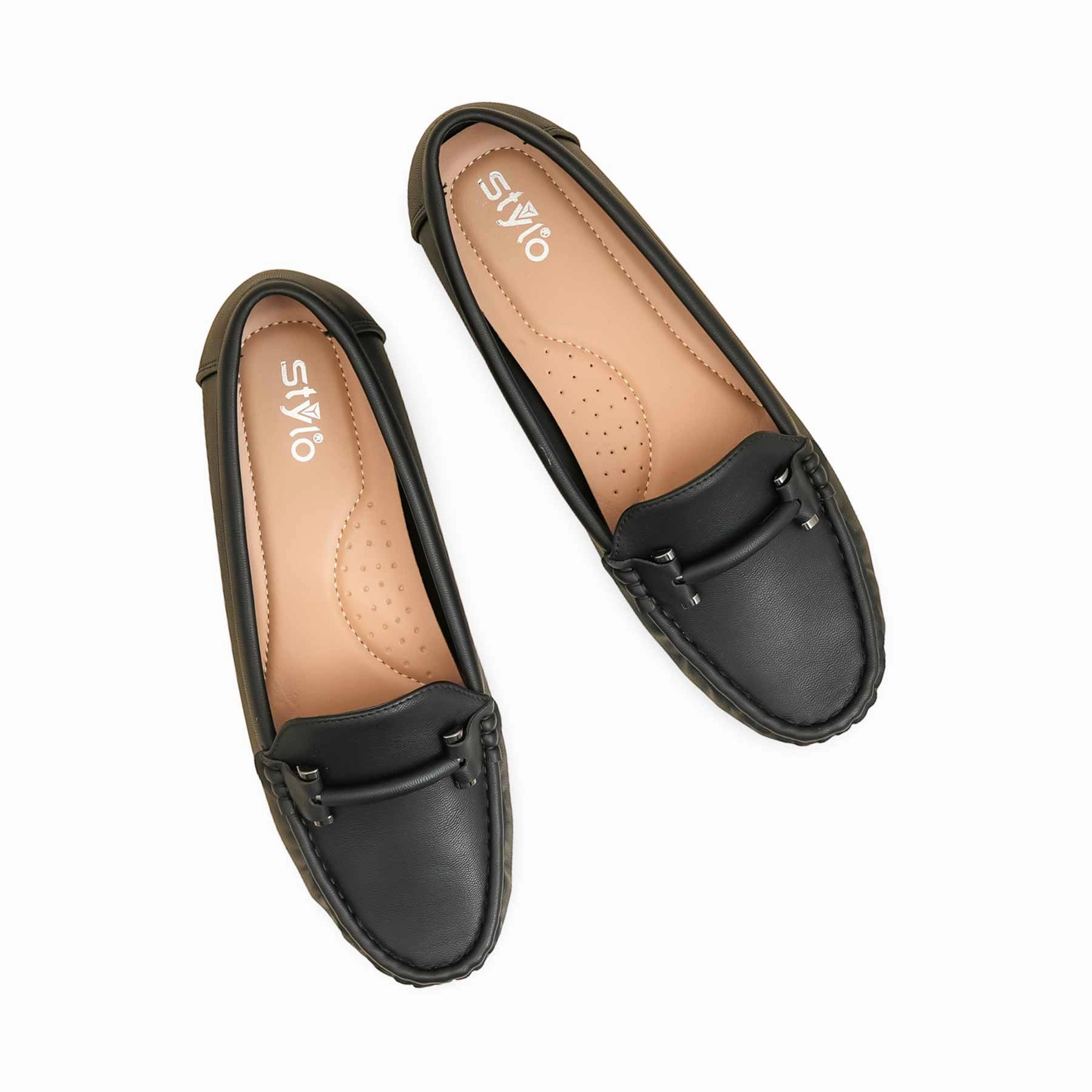 Wide Casual Shoes Black Moccasin For Women WN4510