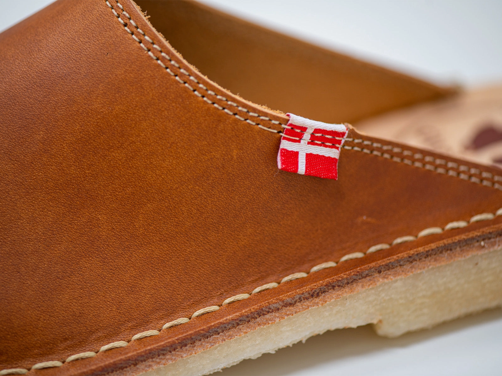 Blvand Brown Ballet Slippers Nail