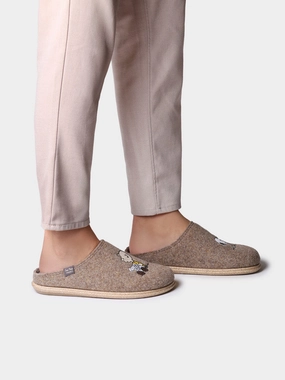 Capybara Slippers CHARLIE - Men's clog-style Snoopy slippers