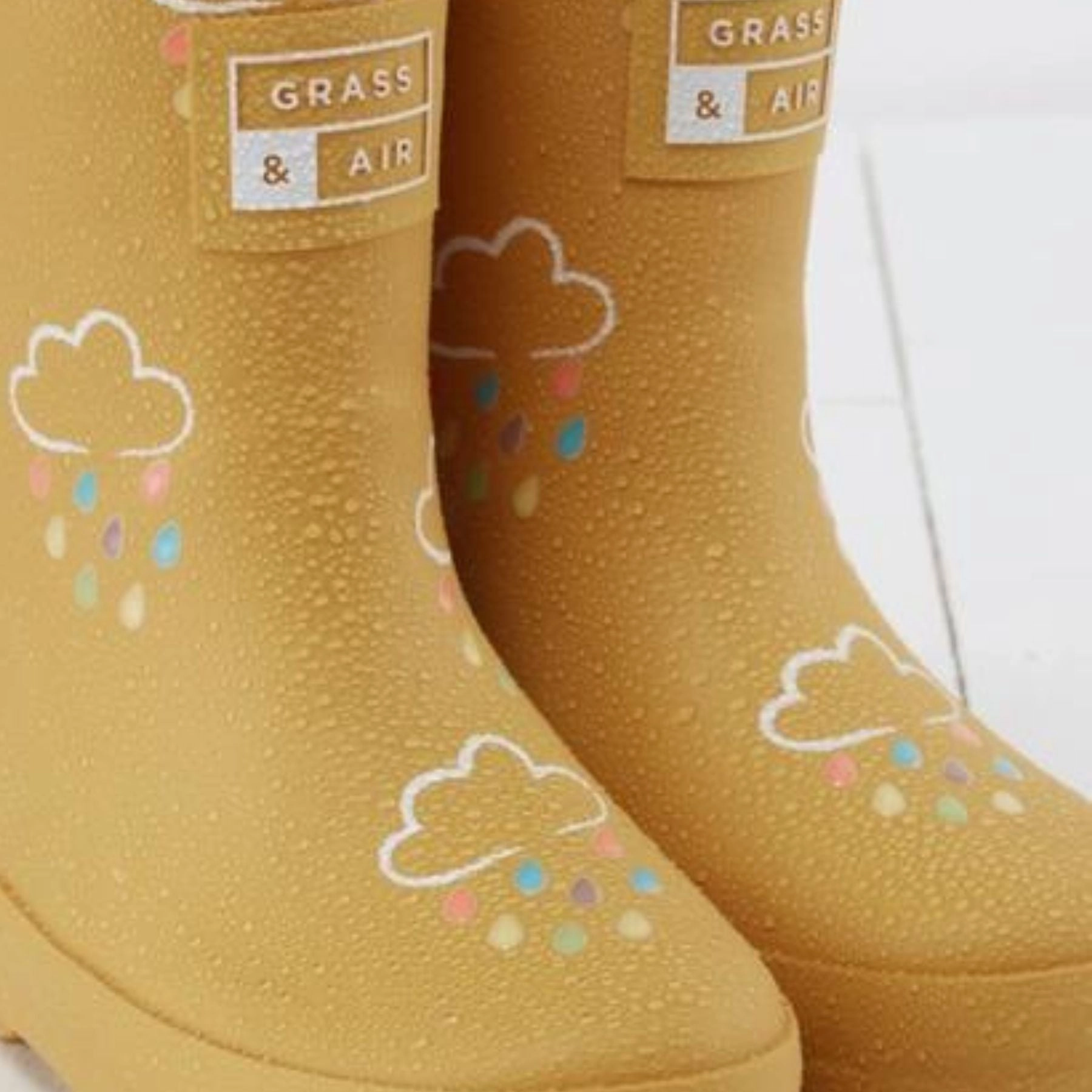Colour-Changing Fall Rain Boots - Ochre Gore Tex Trail Running Shoes