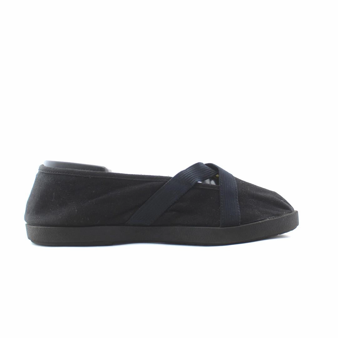 ESPRIT . Casual Summer Slip On Shoes
