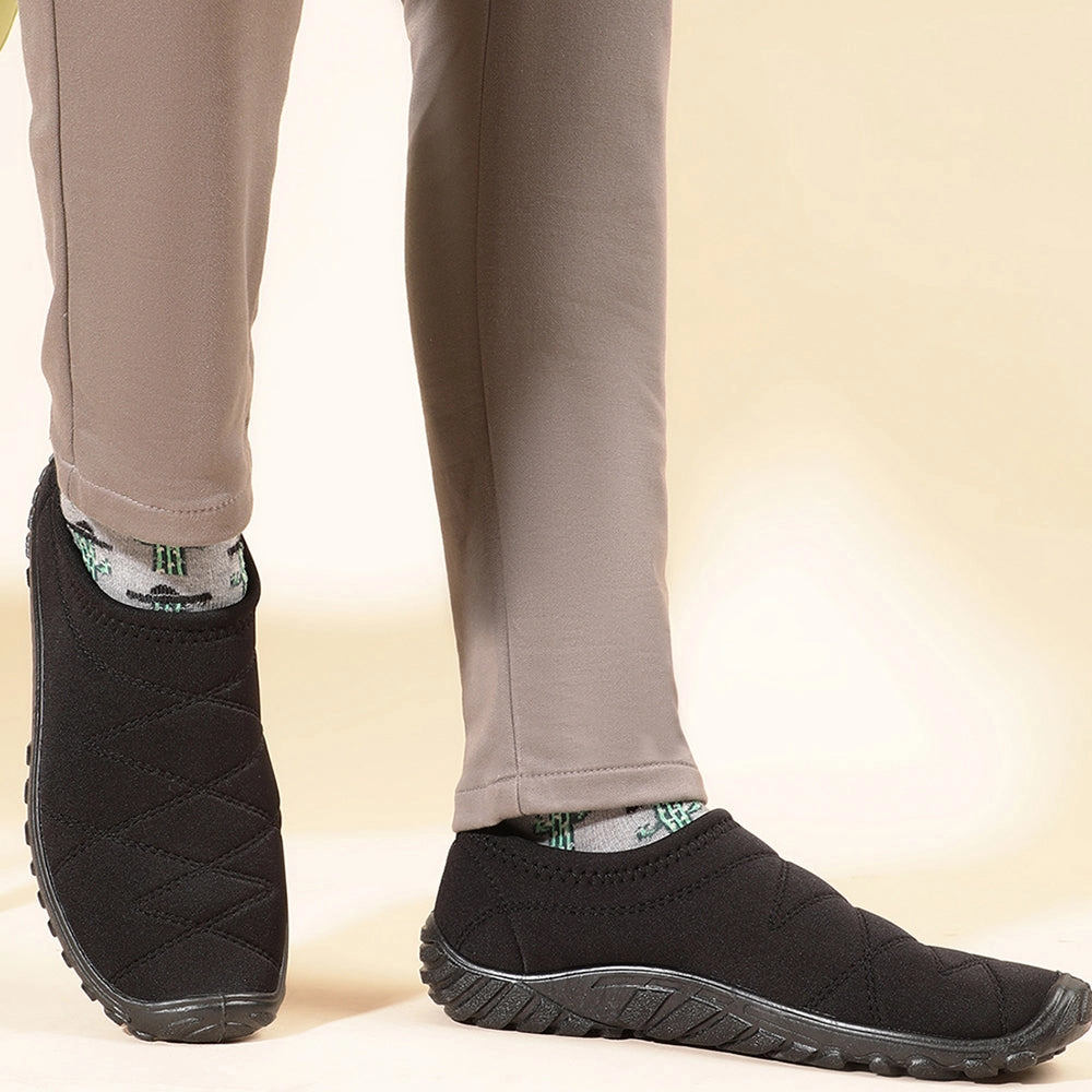 Gliders Black Casual Slip on Shoes For Men GOLF By Liberty Casual Canvas Slip On Shoes