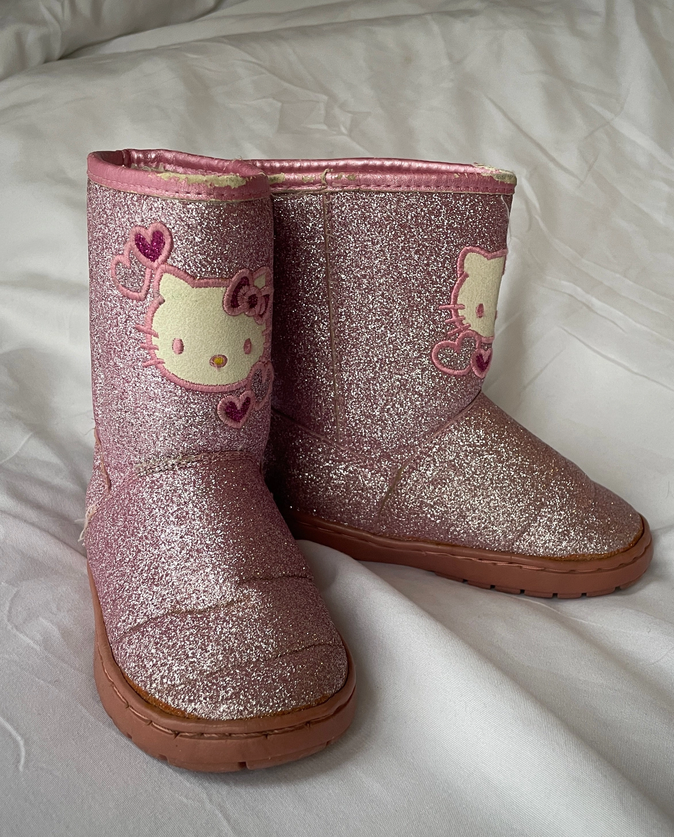 Hello Kitty lined boots Glittery Pink - Shoes:           7 (Toddler) Balenciaga Croc Boots