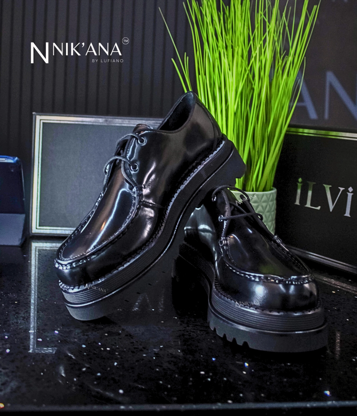 Priority Mail Rate Shoe Box iLVi018-Lace up: Black