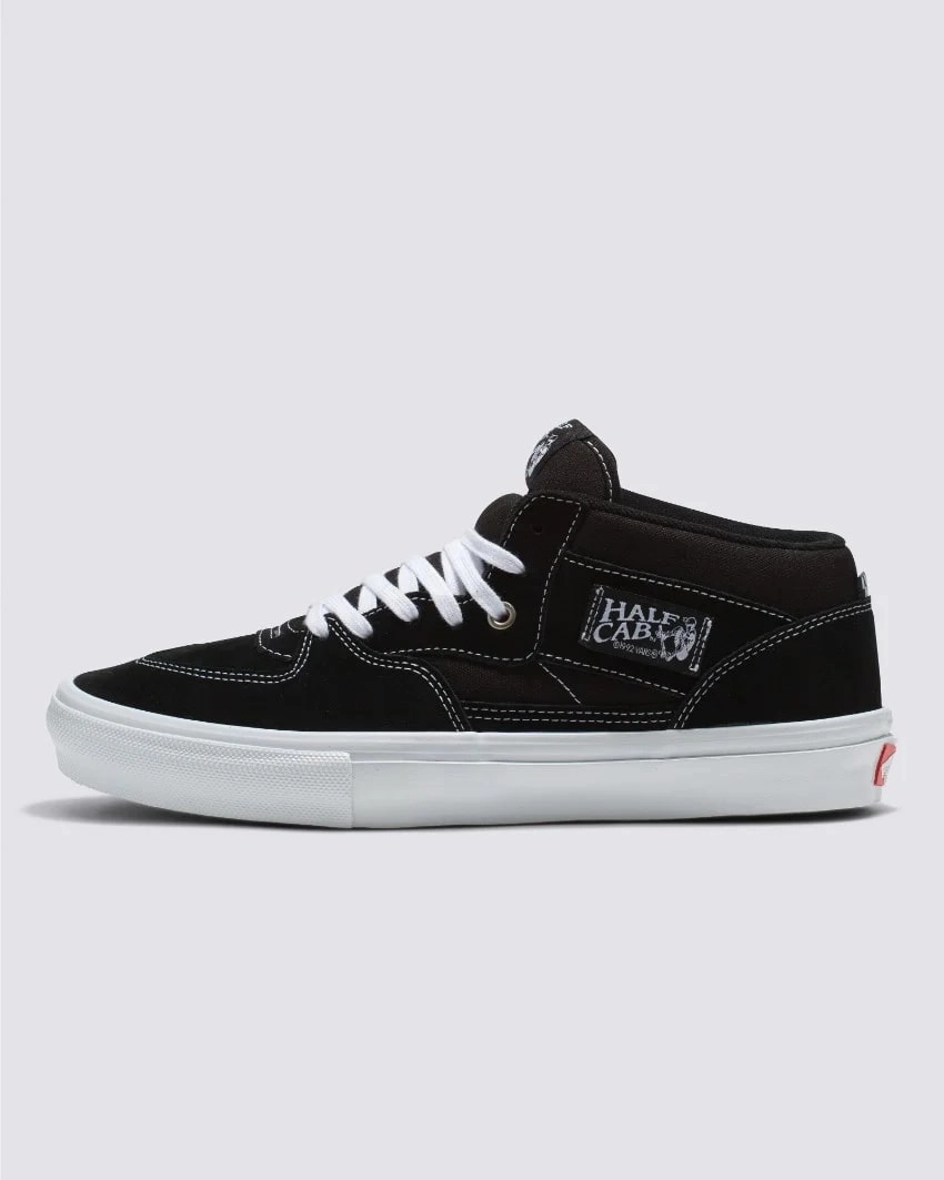 St Skate Shoes Vans Skate Half Cab - Black / White