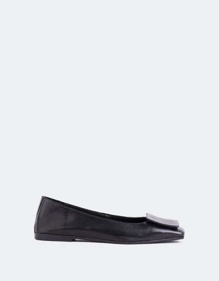 Prianca Black Leather Flat Loafers Shoes