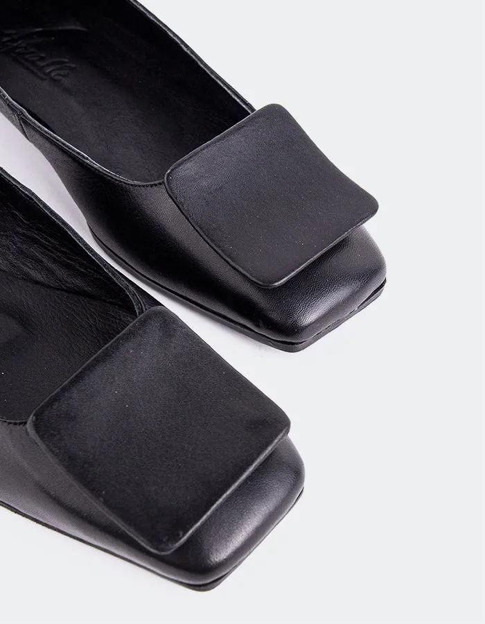 Prianca Black Leather Flat Heel Dress Shoes