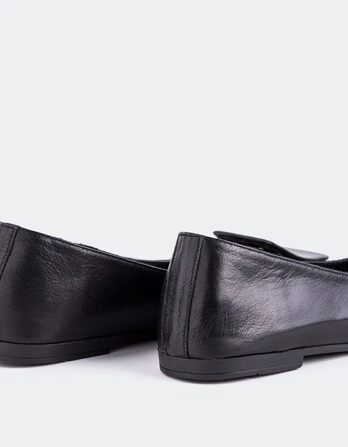 Flat Rubber Shoes Prianca Black Leather