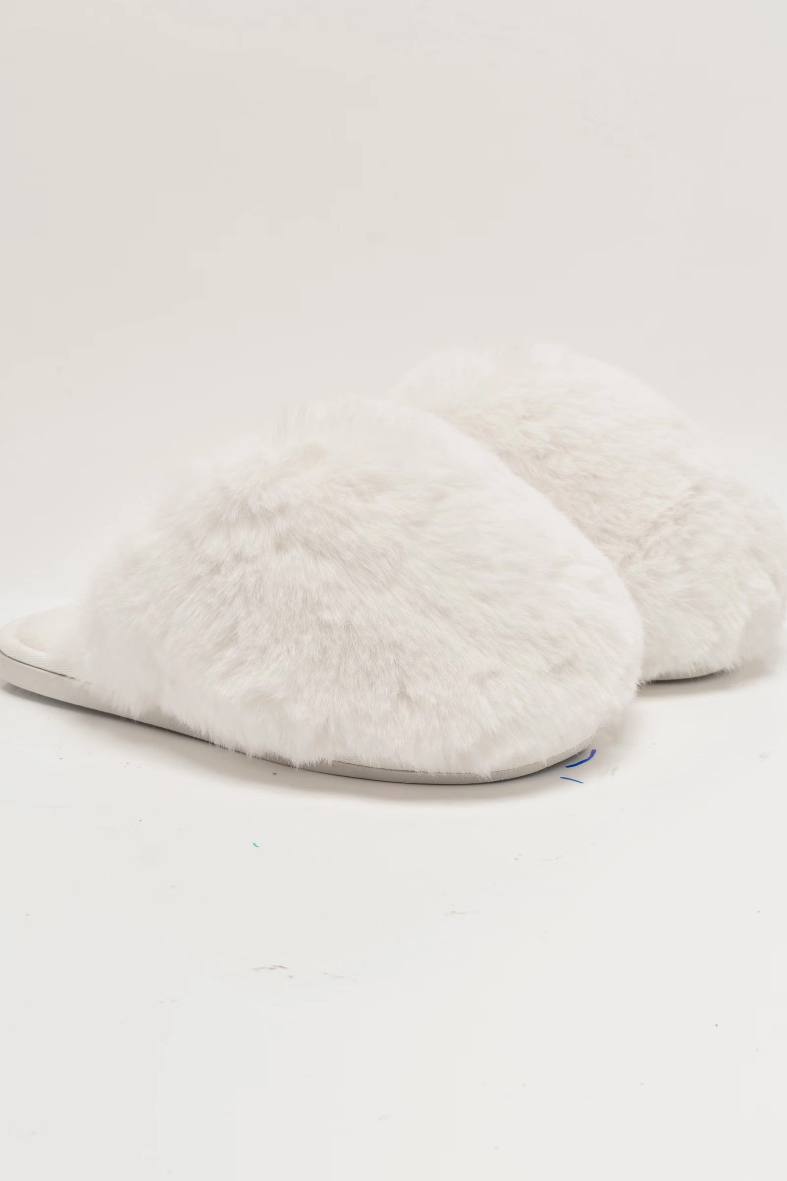 Free People Snowball Slipper in Snow Faux Fur Designer Slippers