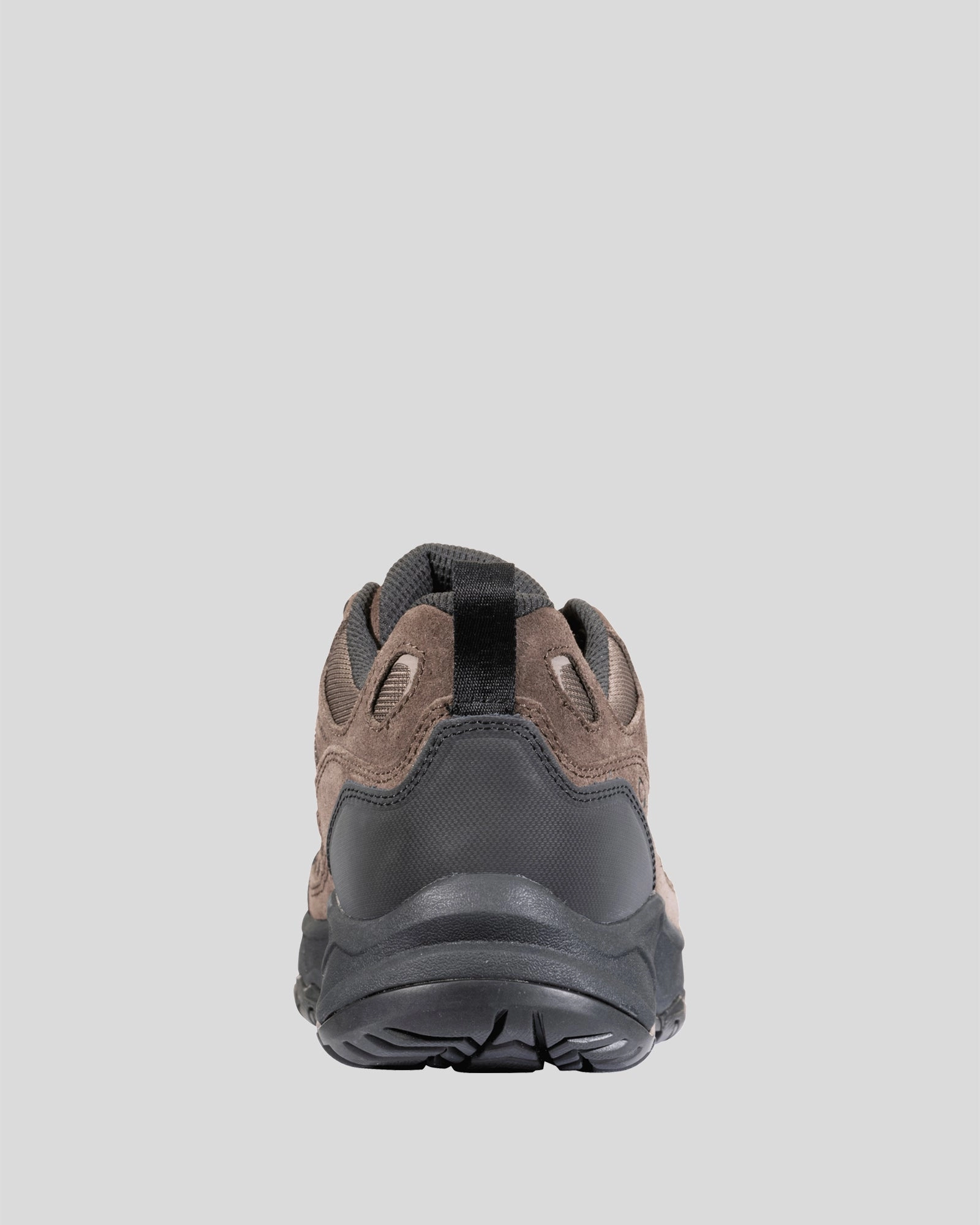 Backpacking Hiking Shoes Men's Oboz Sawtooth Ascent Low B-DRY Shoes - Classic Brown