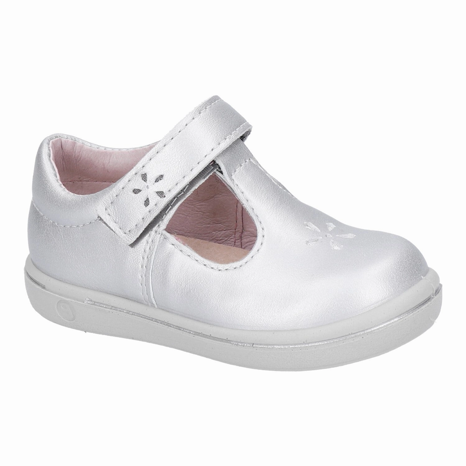 For Walking On Concrete Ricosta Kids Shoes | Winona T-Bar Shoes | Silver