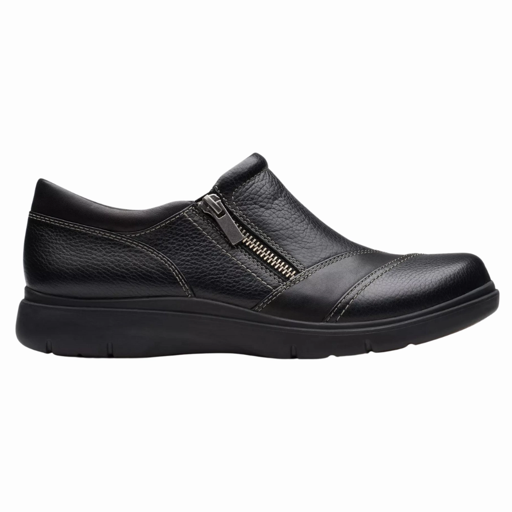 Clarks Certina Pure Black Leather Slip-On (Women's) Gore-tex Running Shoes