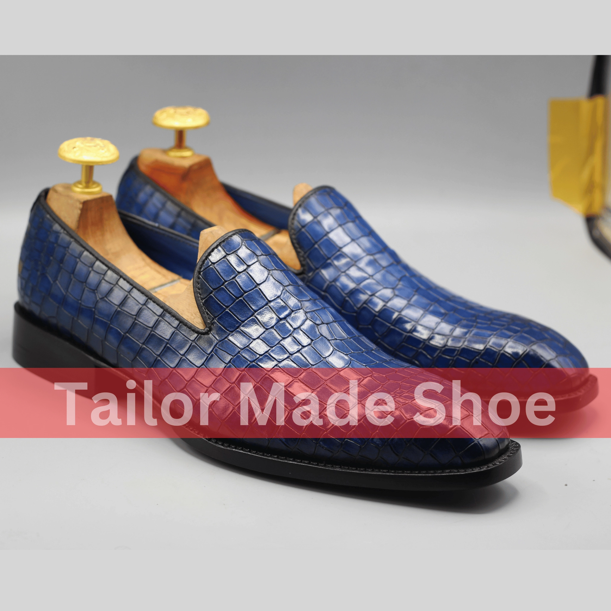 Bespoke Blue Crocodile-Embossed Shoes  Stylish Handmade Formal Loafers Premium Blue Crocodile-Pattern Shoes  Handmade Luxury for Men Tie Up Combat Boots