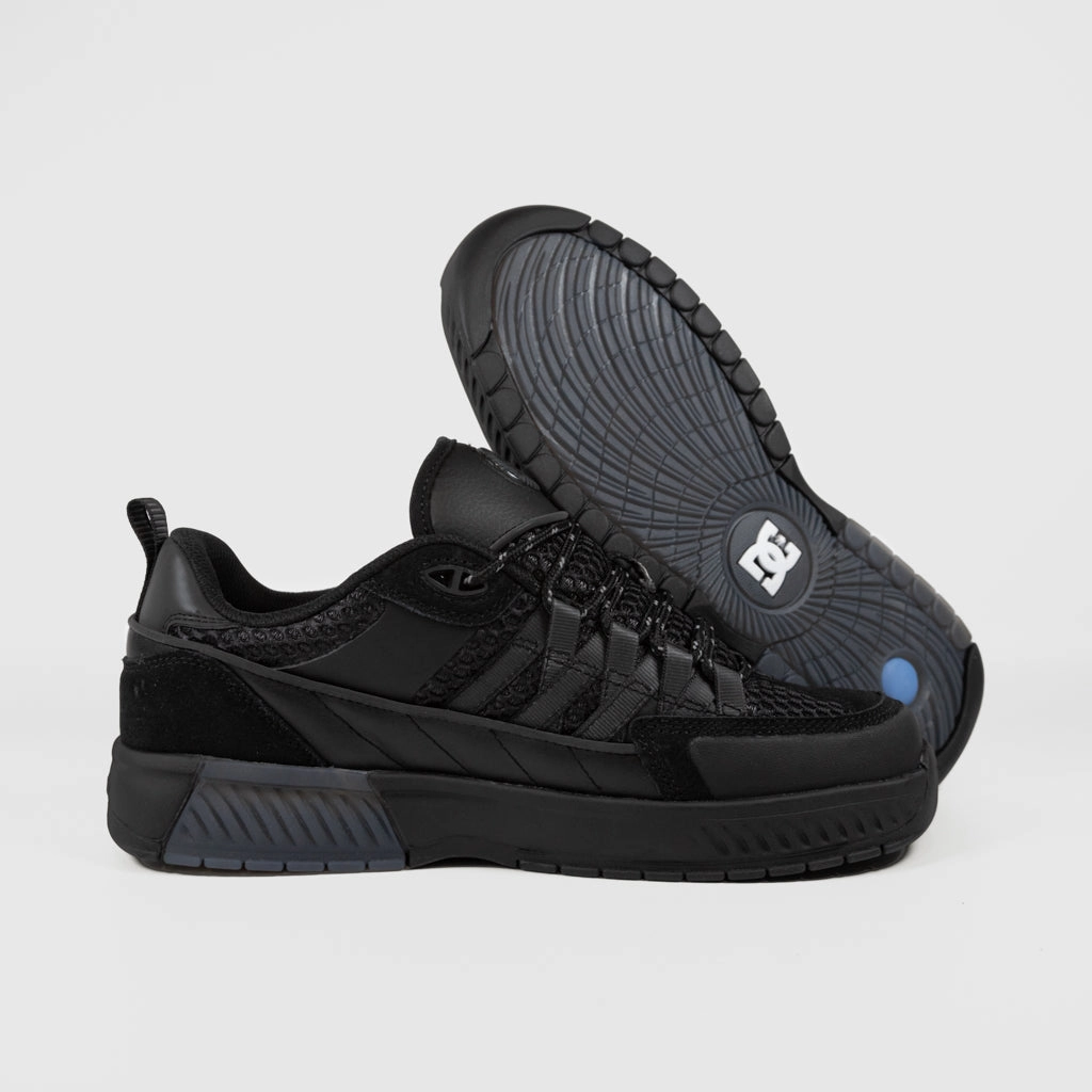 DC Shoes - Lucien Shoes - Black / Black / Blue Sb Dunk Low Pro B Skate Shoes