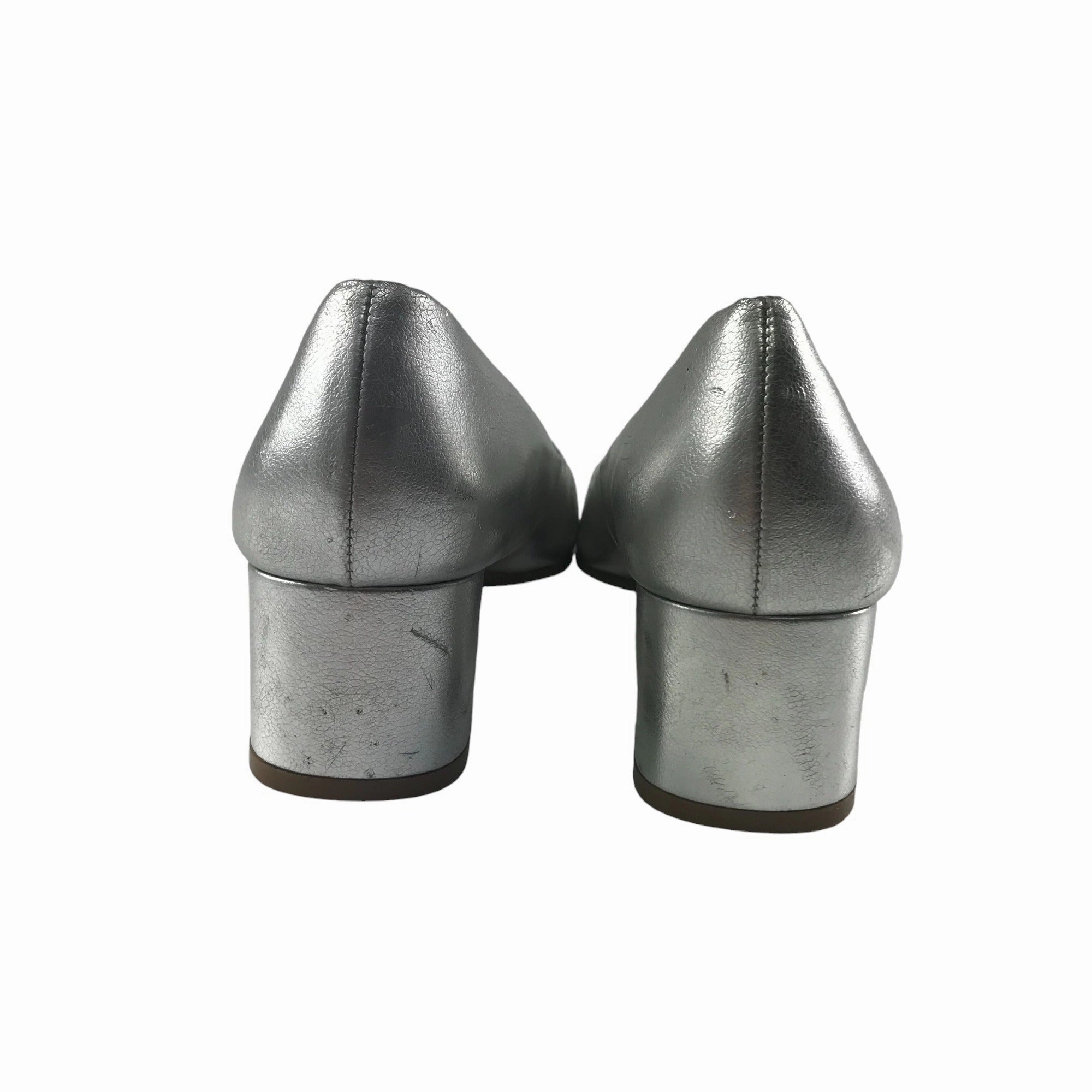 M&S Insolia Low Heel Shoes Shoe Size 5.5 Silver Shiny Hunky Heel Sb Alleyoop Skate Shoes