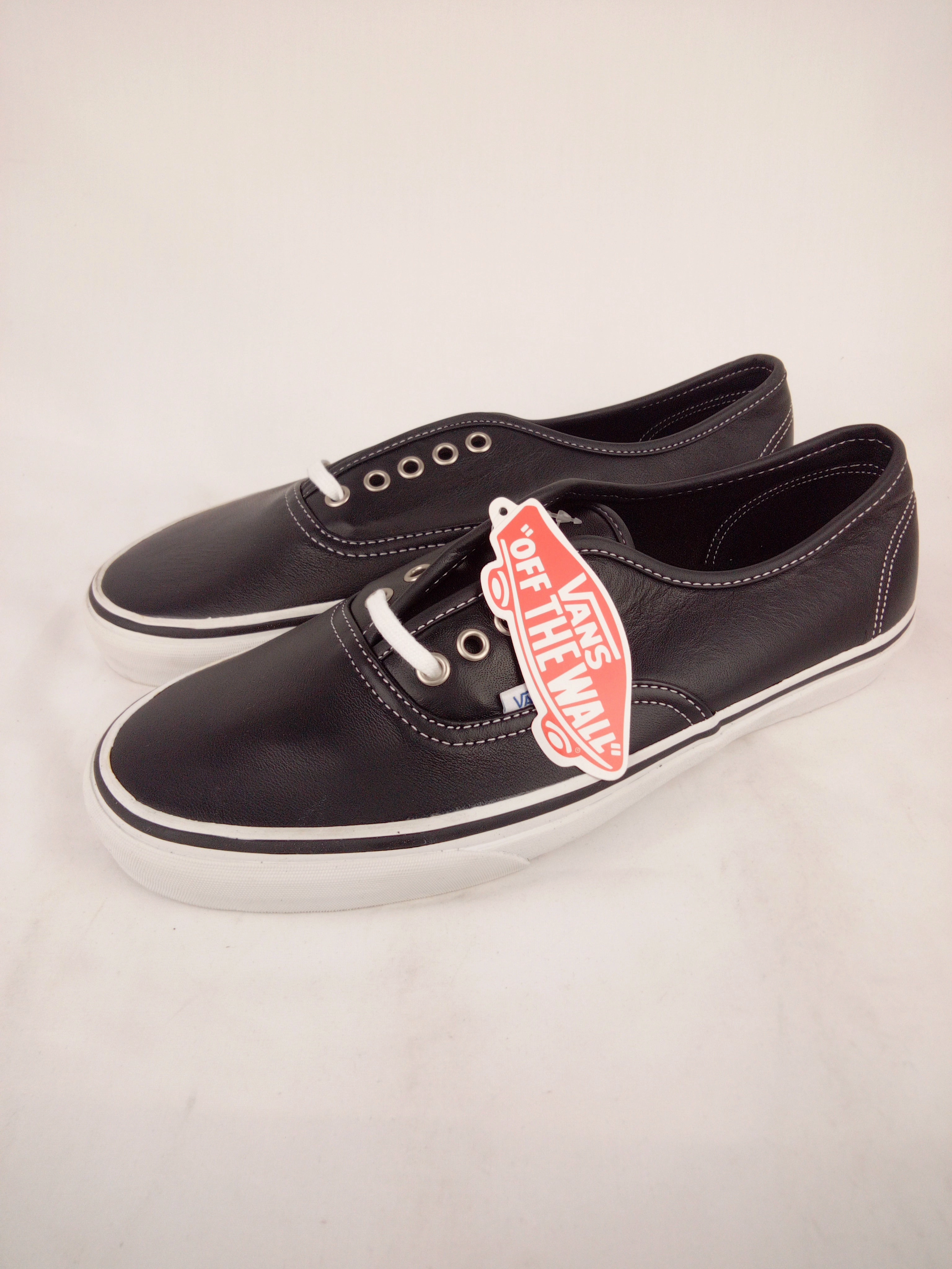 Vans Authentic Aged Leather Black Mens Size 10.5 Shoes Charles David Boots