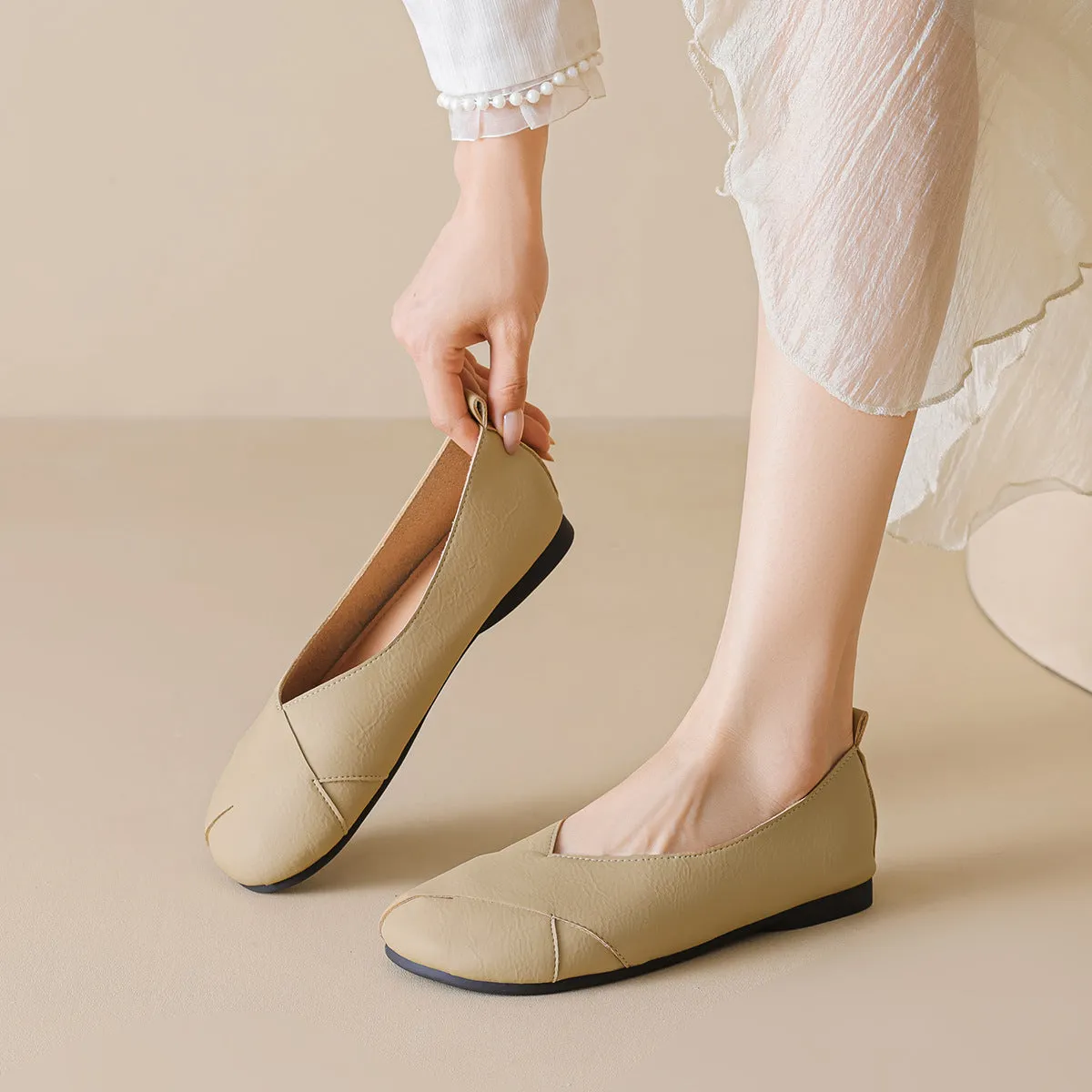 Women's Minimalist Round Toe Comfortable Flats Closed Shoes